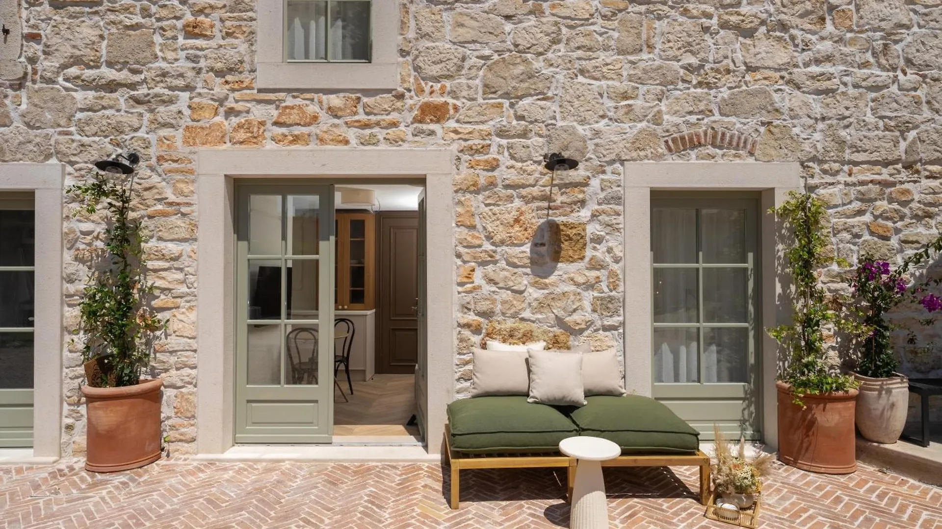 Silent Stone Apartment Vrsar